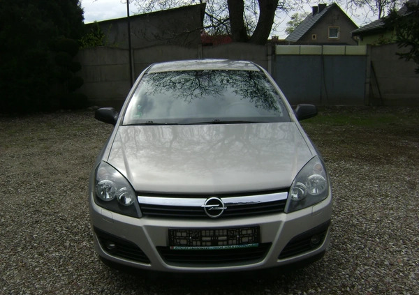 Opel Astra cena 12900 przebieg: 181000, rok produkcji 2007 z Złotów małe 67